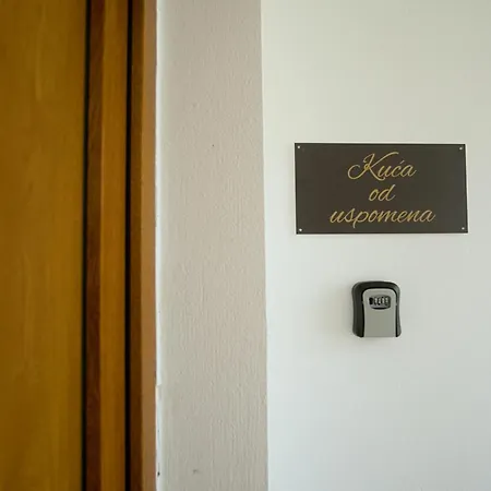 Kuca Od Uspomena 아파트 *