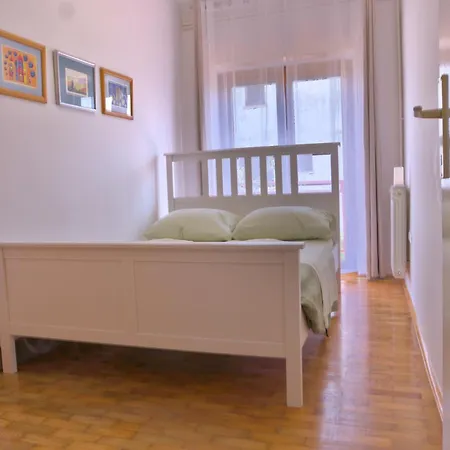 Kuca Od Uspomena 자다르